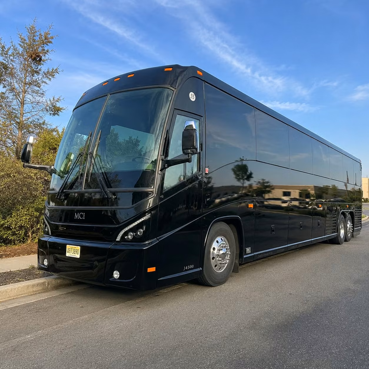 choosing the right bus size for pleasanton government military groups