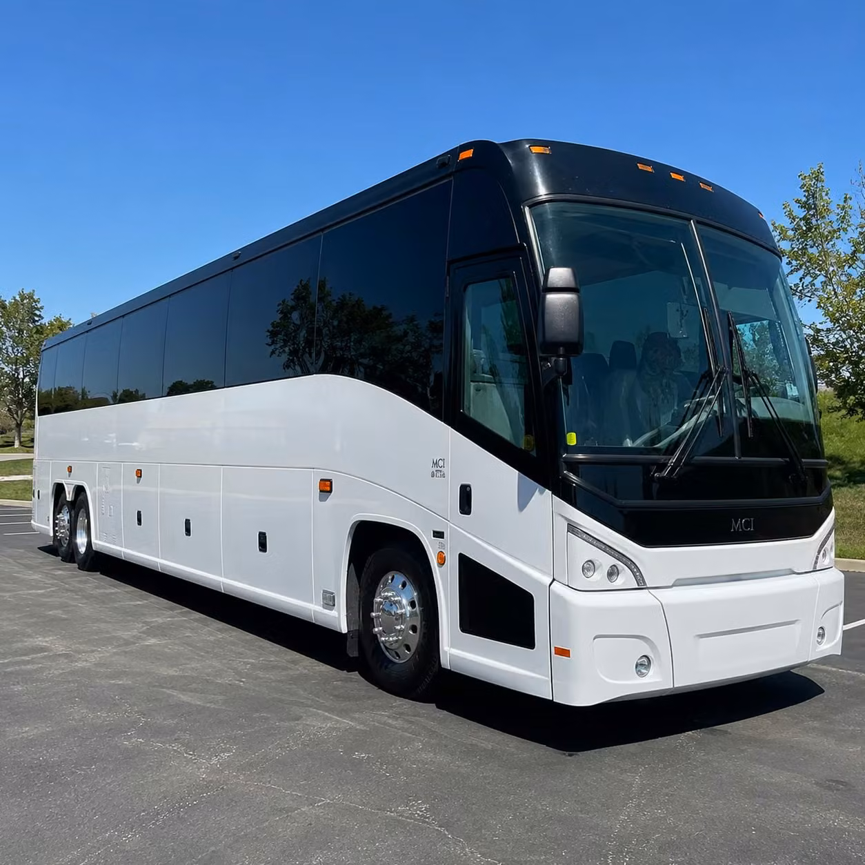 pleasantoncharterbus com will help you choose the right airport shuttle for sfo oak or sjc